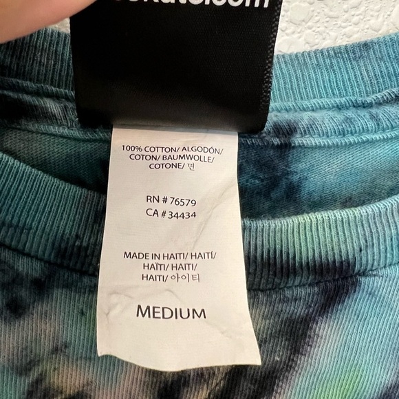 Santa Cruz Tie Dye Spiral Strip Hand T-Shirt in Dark Rainbow- Size Medium - Picture 12 of 13